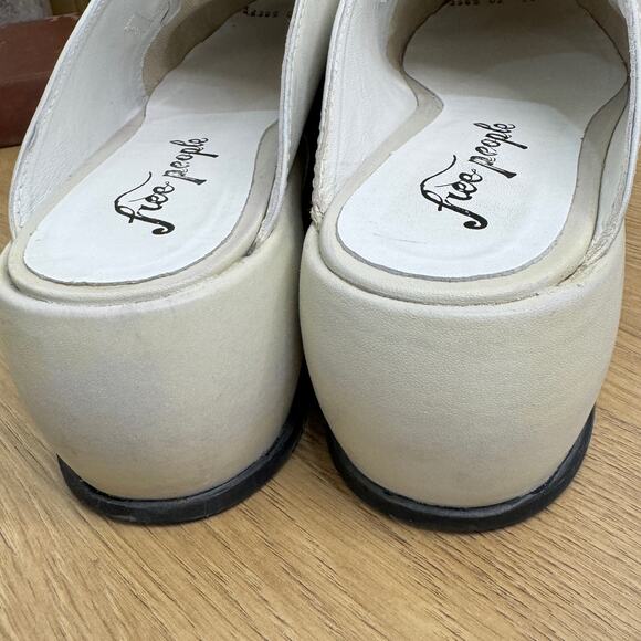 FREE PEOPLE Winston Platform Loafer Mules SZ 39.5 / 9.5 Distressed White Leather - Picture 5 of 11
